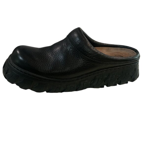 Native Deep E of the Rain Forest Mules TIRE Sole US 10.5 / EU 43 - Picture 3 of 8